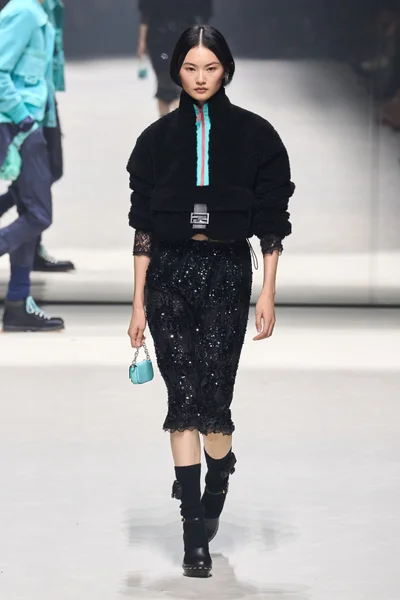 Look 36